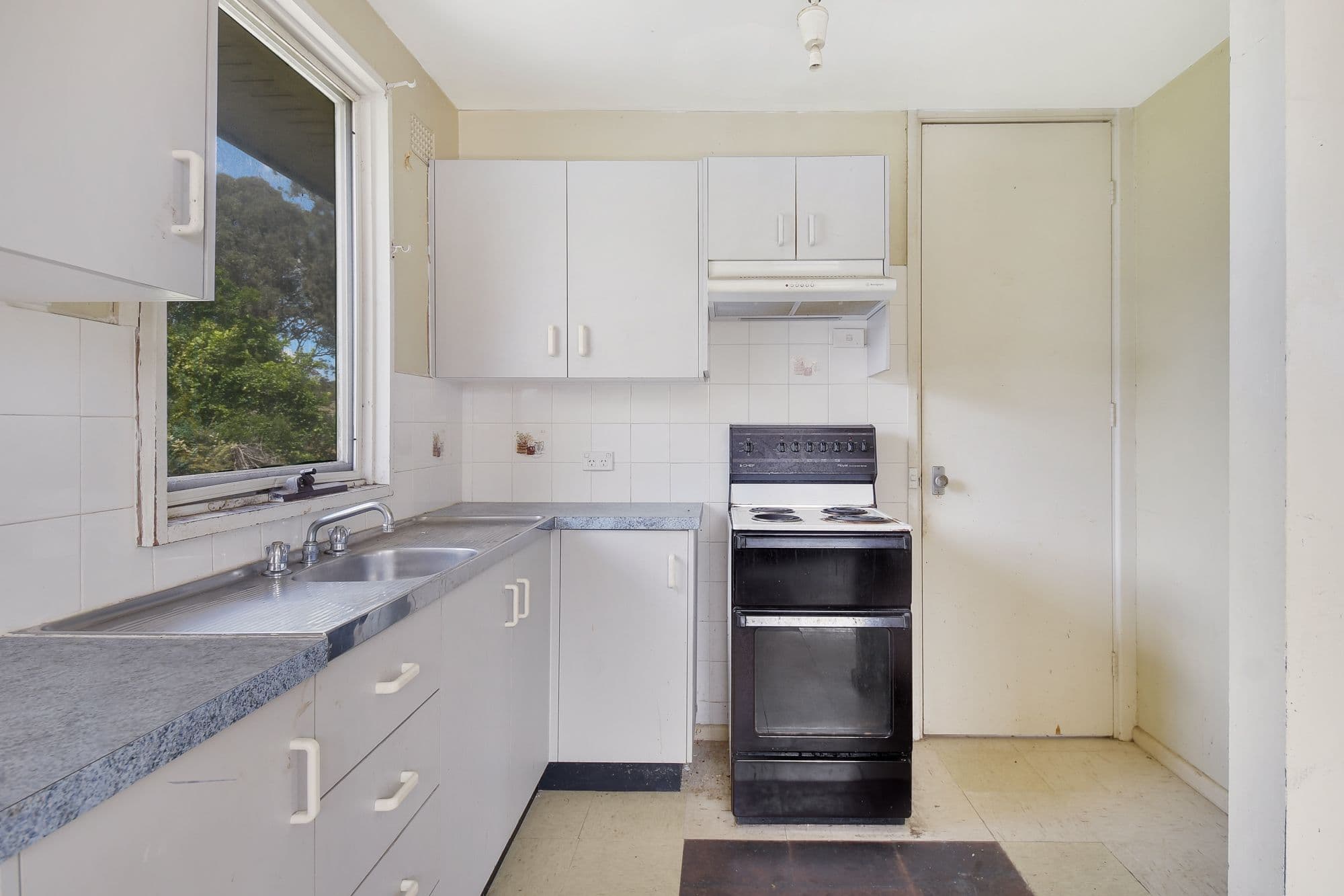 8 Falkiner Way, Airds - Thumbnail 4