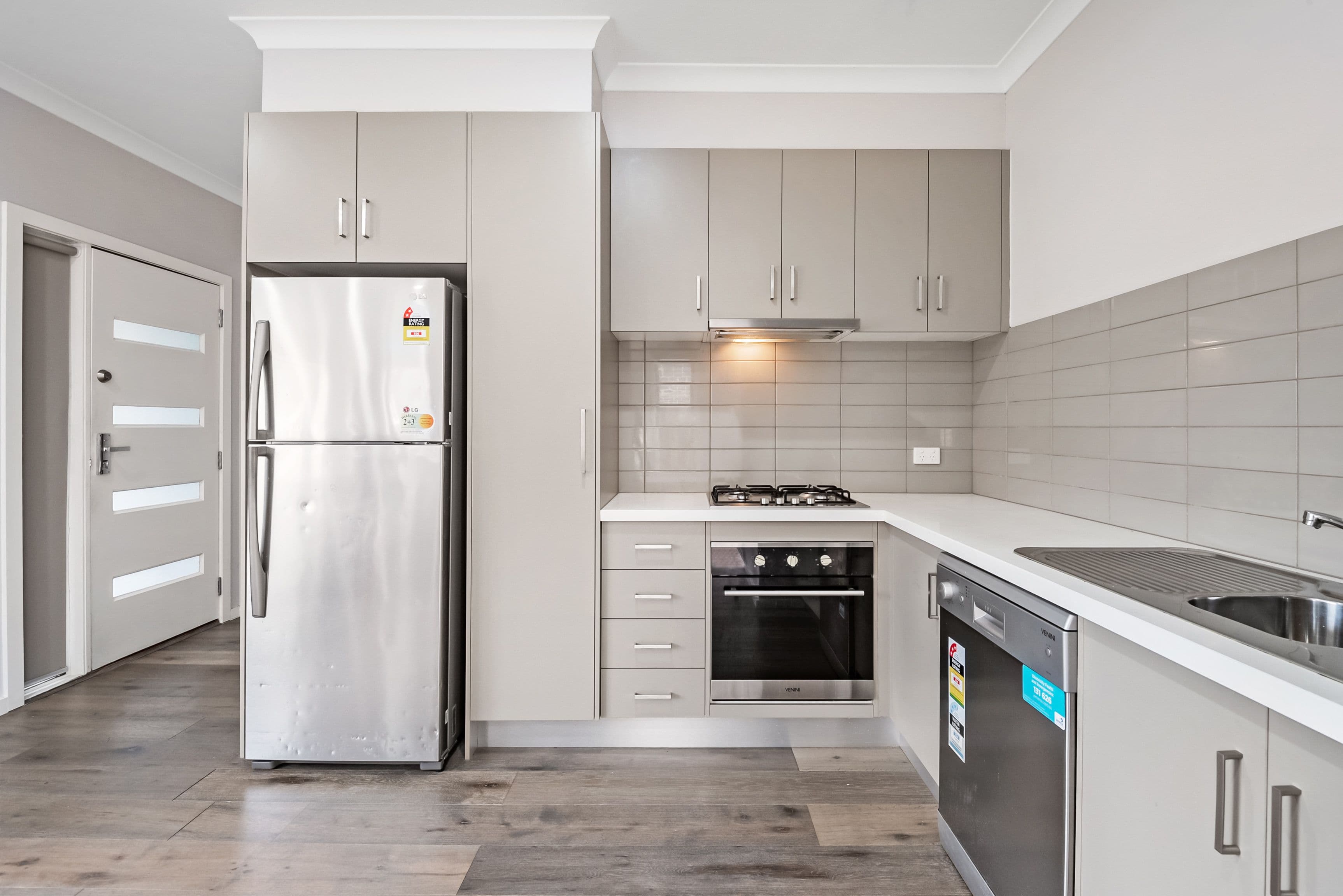 63 Boldrewood Parade, Reservoir VIC 3073, Reservoir - Thumbnail 5