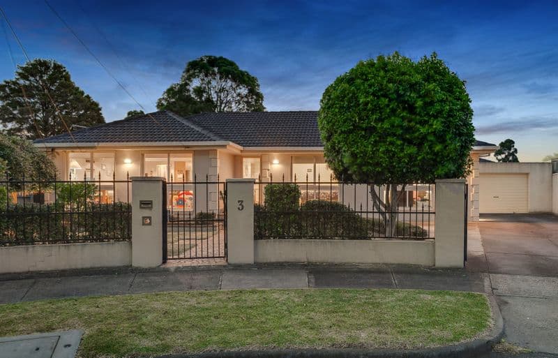 3 Lamb Court, BUNDOORA VIC 3083, Bundoora - Thumbnail 2