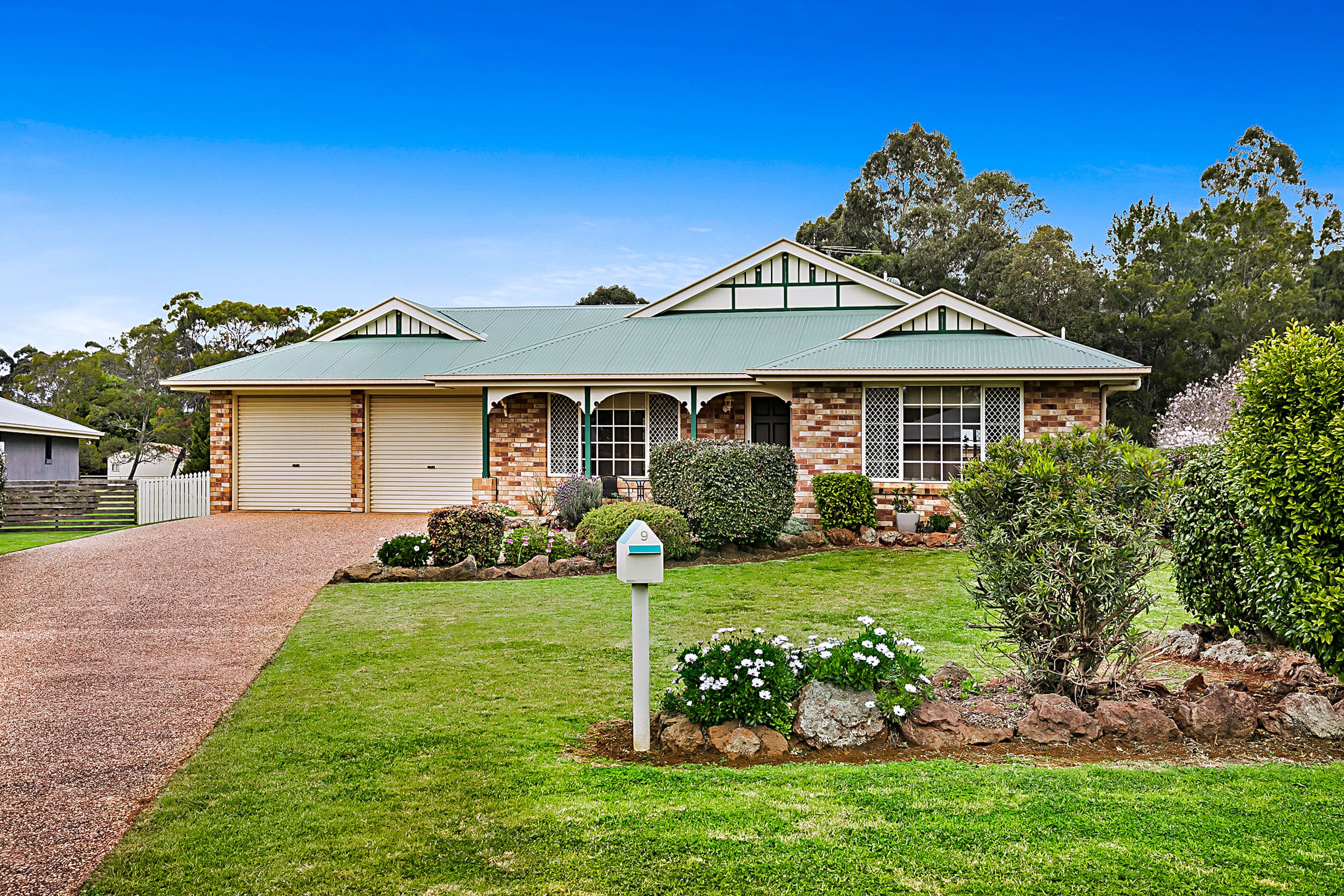 9 Bronwyn Court, Highfields QLD 4352, Highfields - Image 1