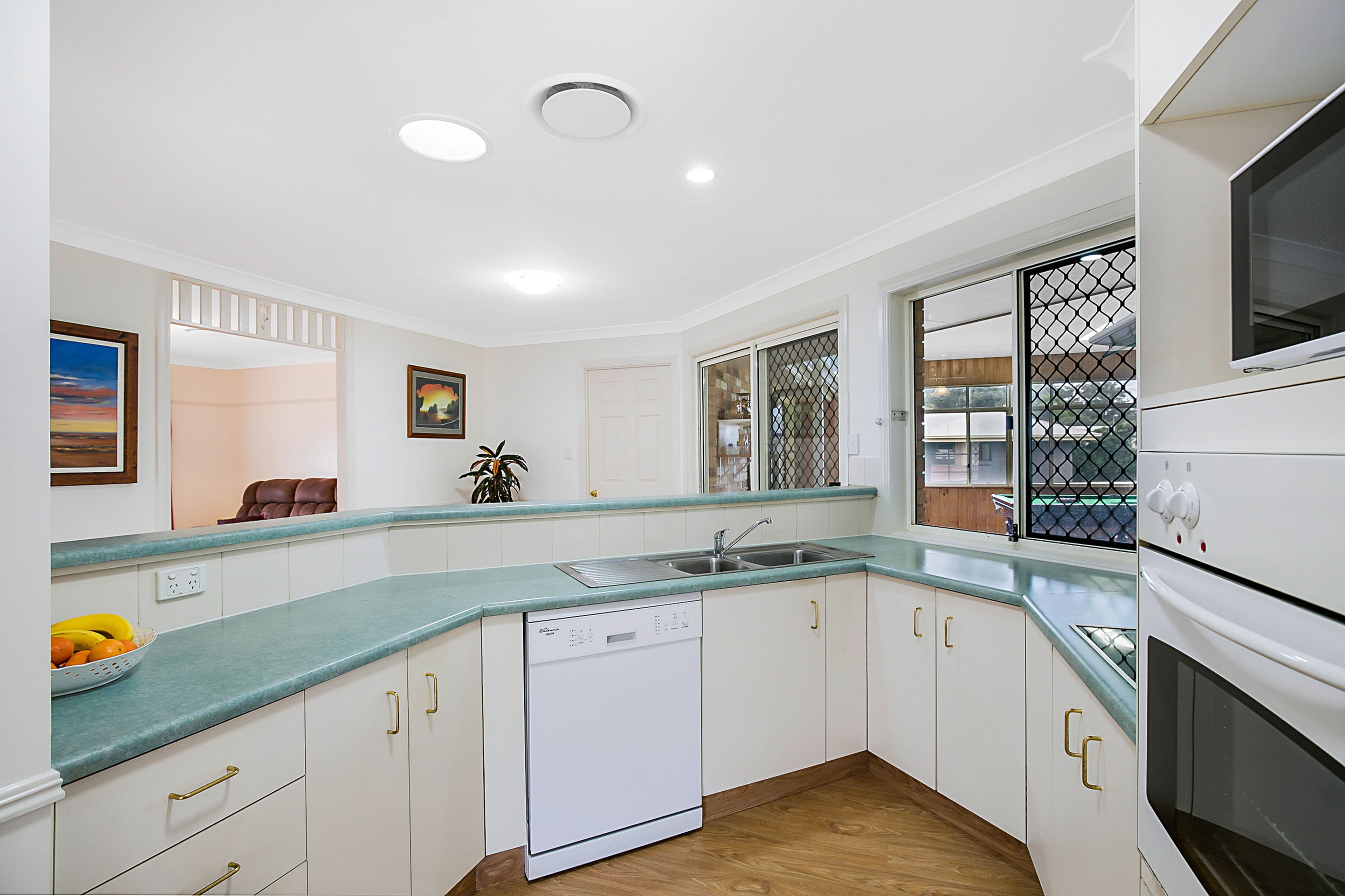 9 Bronwyn Court, Highfields QLD 4352, Highfields - Thumbnail 6