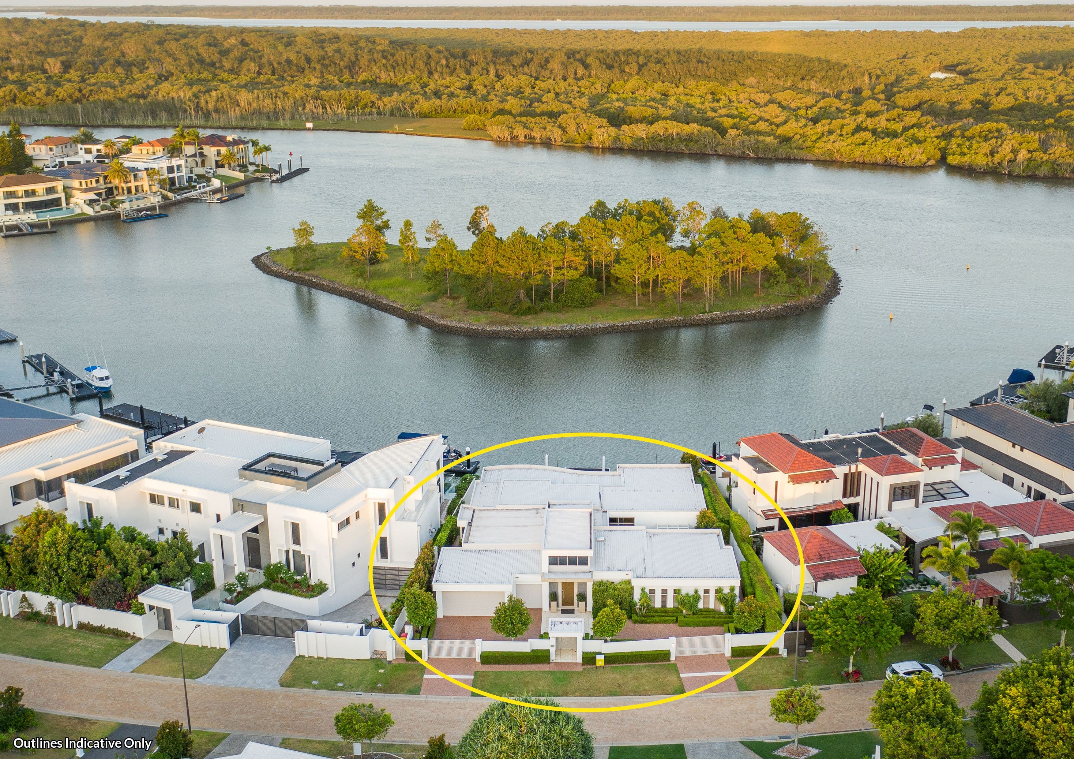 2096 The Circle, Sanctuary Cove QLD 4212, Sanctuary Cove - Image 1
