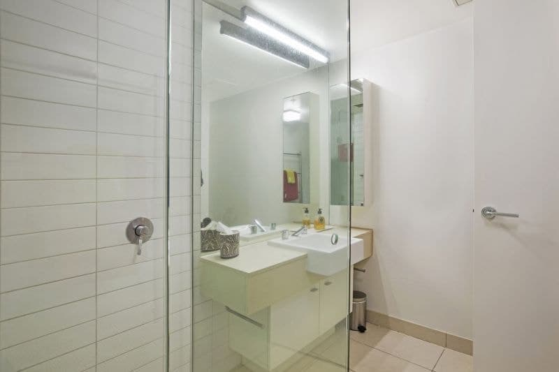1903/80 Lorimer St, Docklands - Thumbnail 8