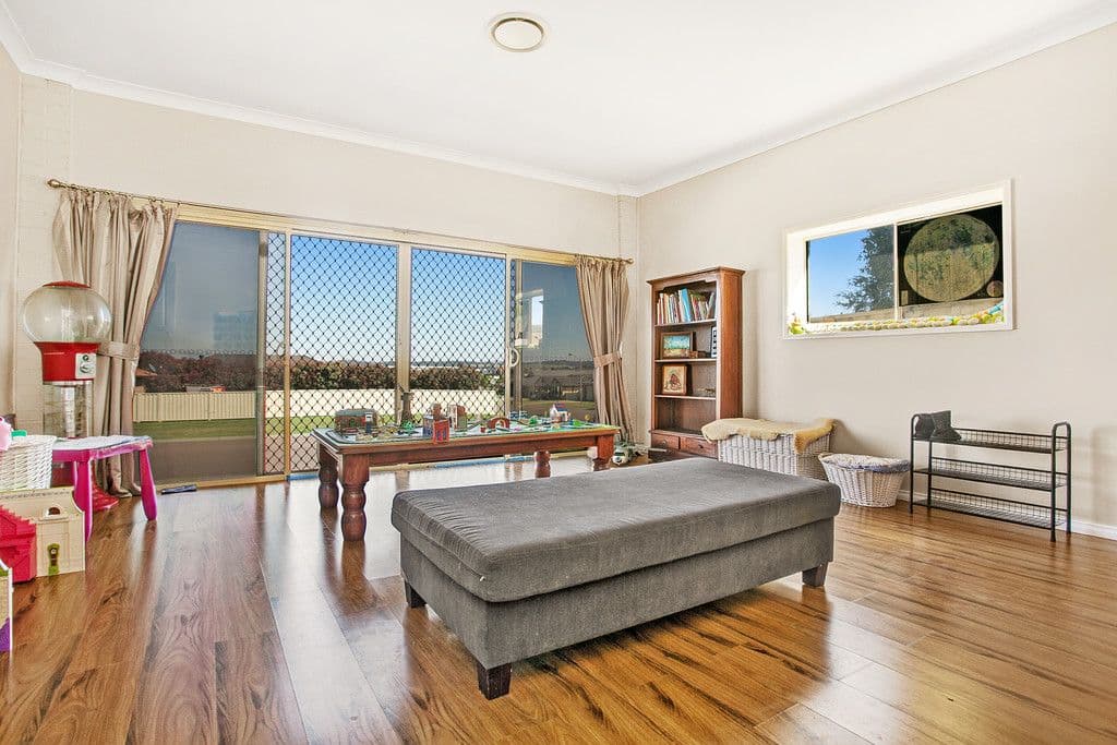 28 Richard Road, Rutherford NSW 2320, Rutherford - Thumbnail 3