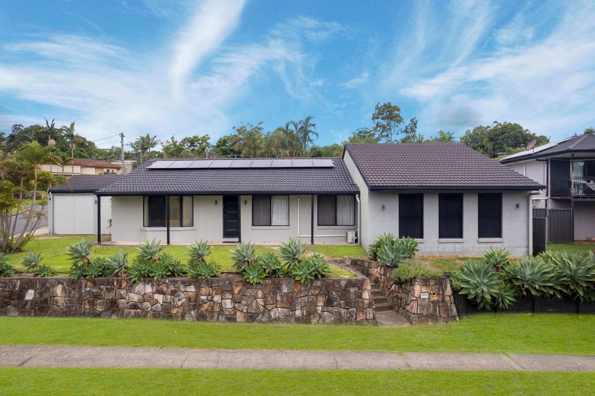 19 Donna Avenue, Rochedale South QLD 4123, Rochedale South - Image 1
