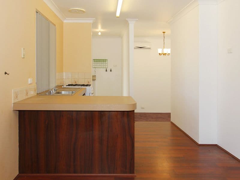75 Ashburton Drive, GOSNELLS WA 6110, Gosnells - Thumbnail 2