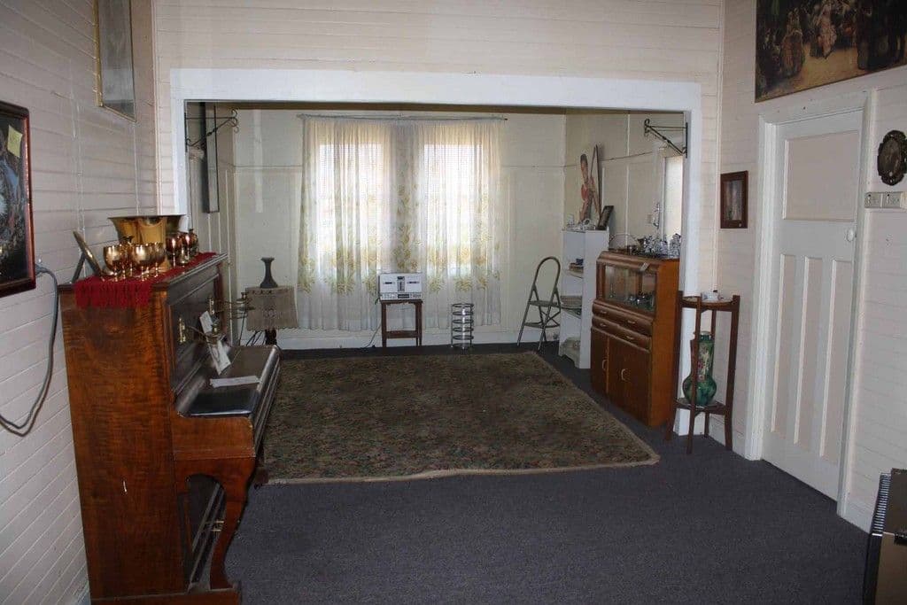 93 Wentworth, GLEN INNES NSW 2370, Glen Innes - Thumbnail 3