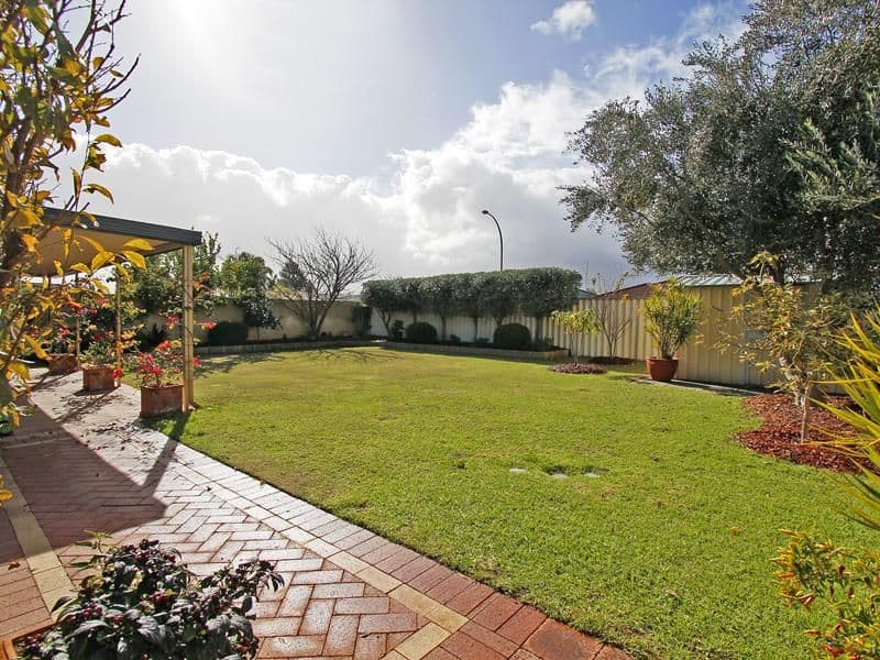 5 Blina Cove, BALLAJURA WA 6066, Ballajura - Thumbnail 4