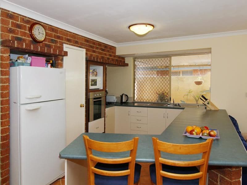5 Blina Cove, BALLAJURA WA 6066, Ballajura - Thumbnail 5