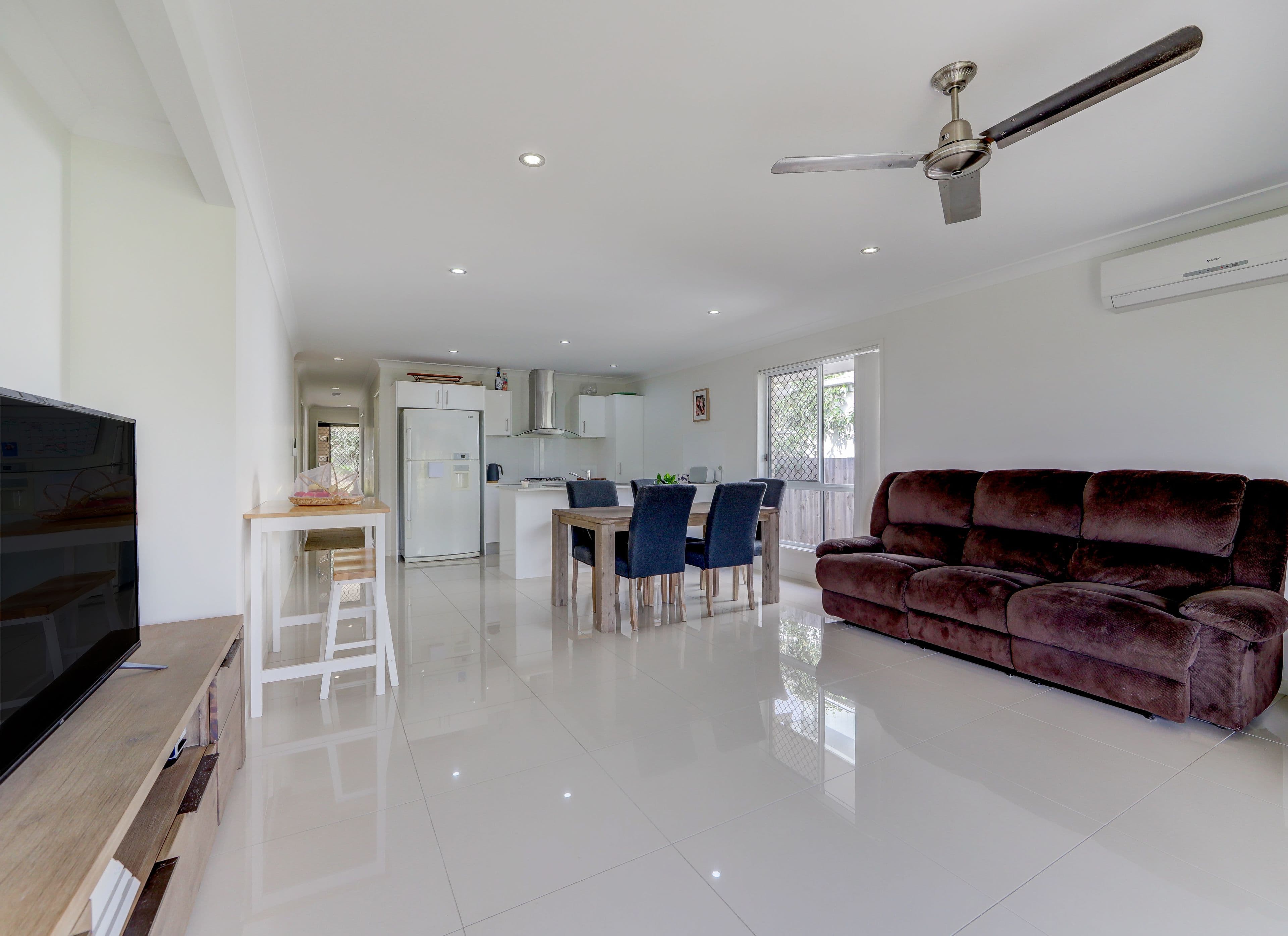 67 Macintyre Parade, Pacific Pines QLD 4211, Pacific Pines - Thumbnail 8