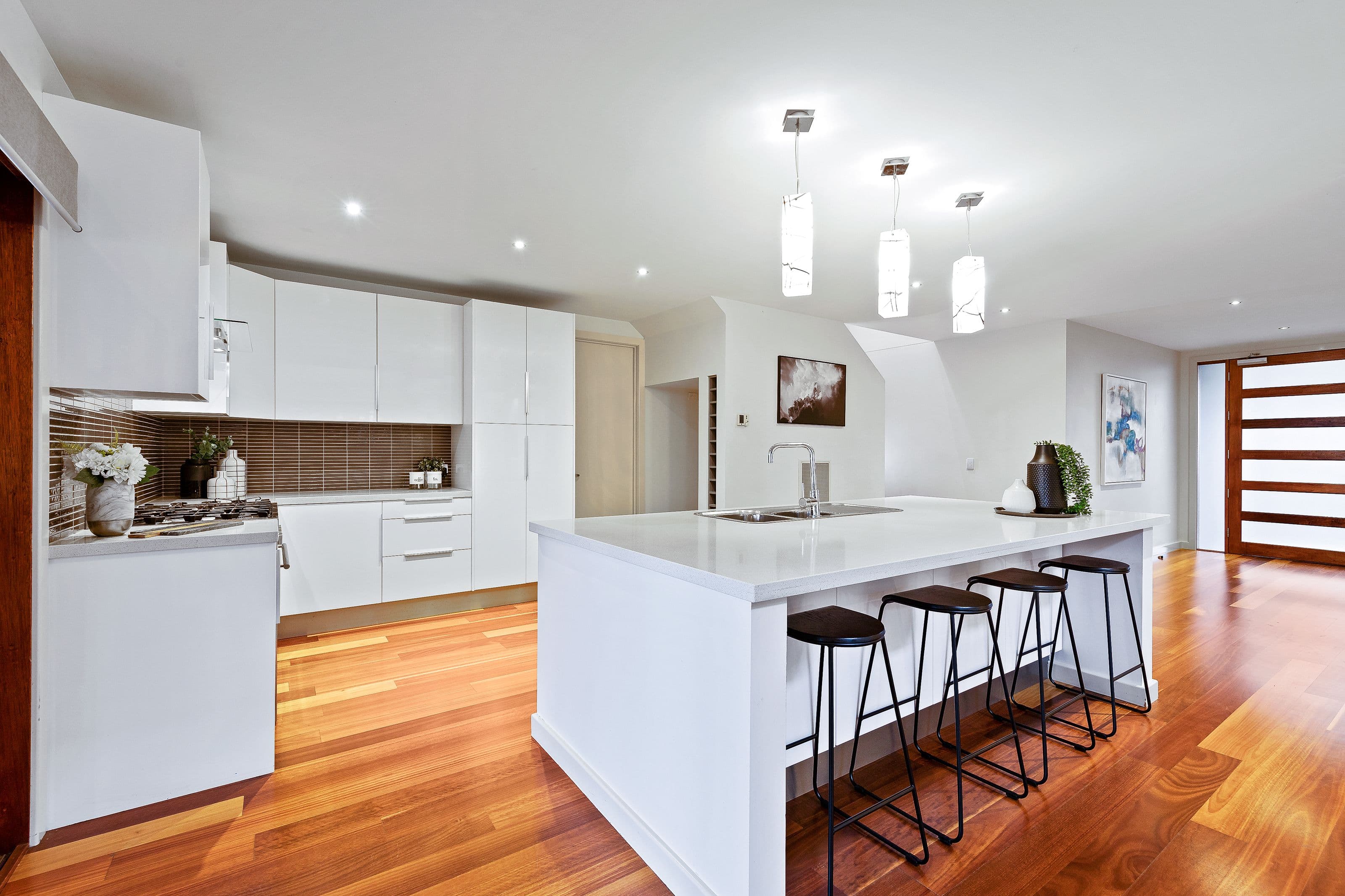 14 Avonhurst Drive, Glen Waverley VIC 3150, Glen Waverley - Thumbnail 5