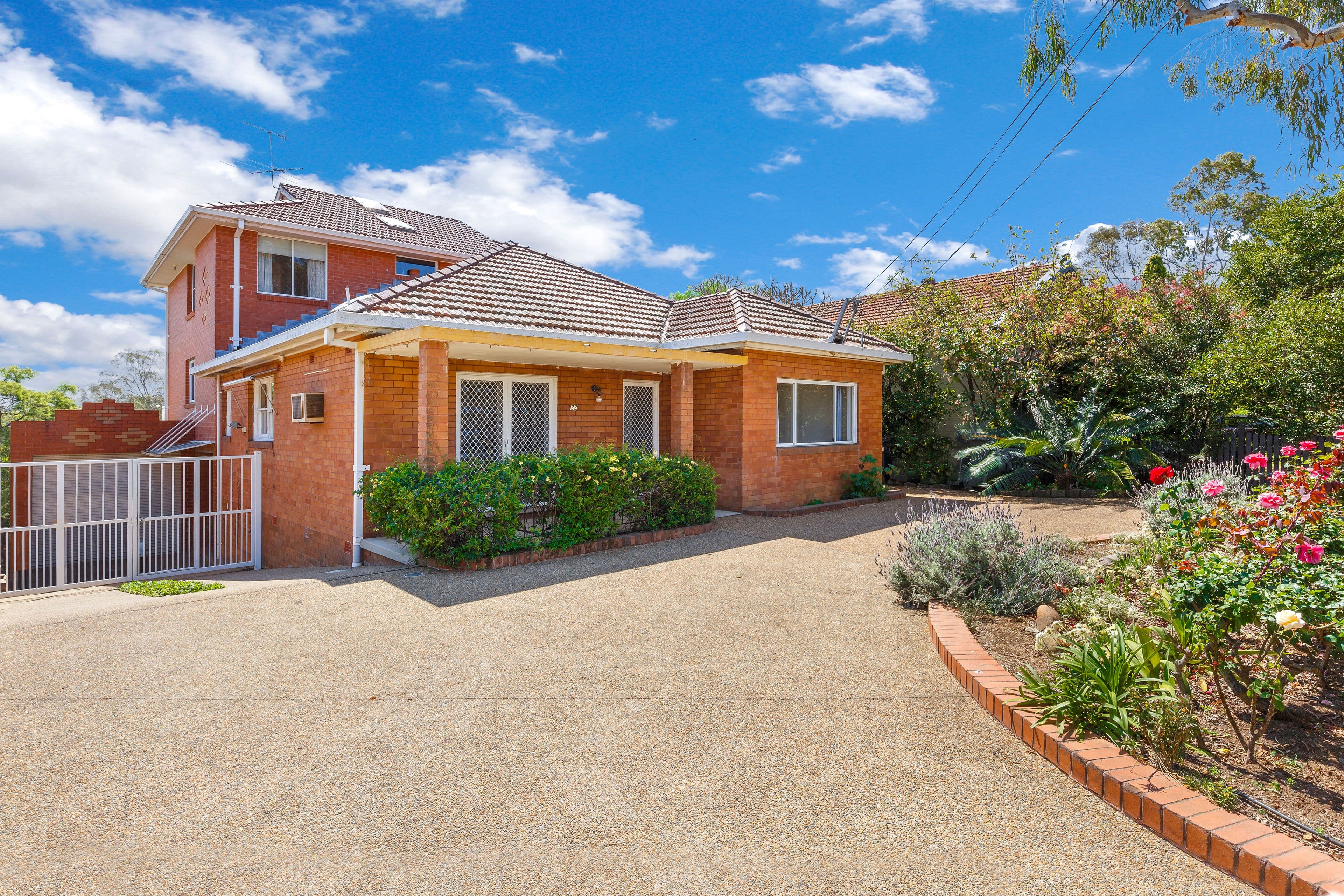 22 Badajoz Road, Ryde - Image 1