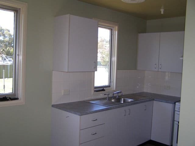 27 Coulson Place, ORANGE NSW 2800, Orange - Thumbnail 3