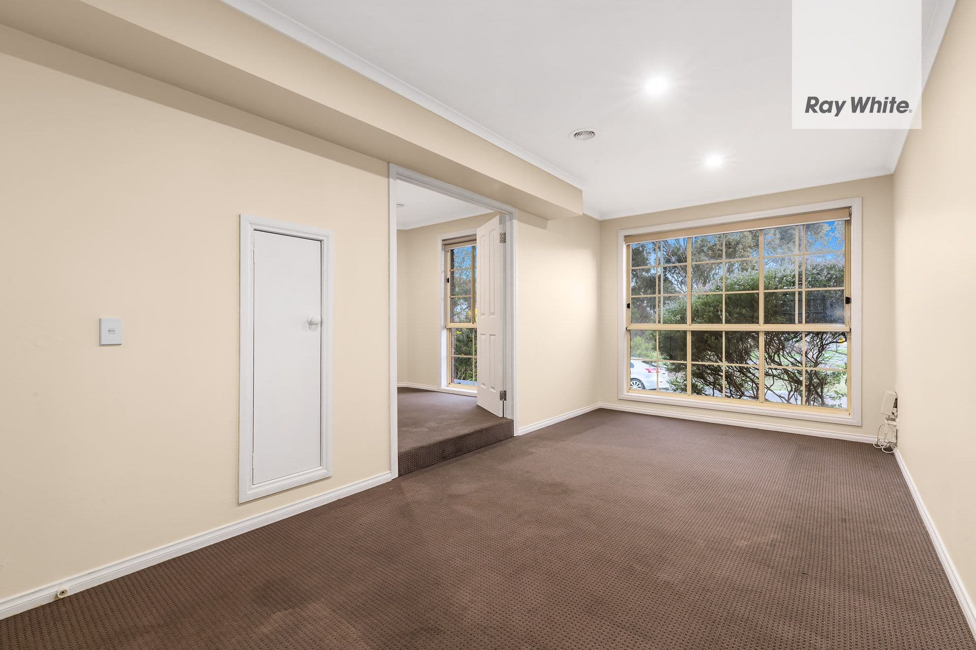 2 Viewbank Place, Mill Park VIC 3082, Mill Park - Thumbnail 5