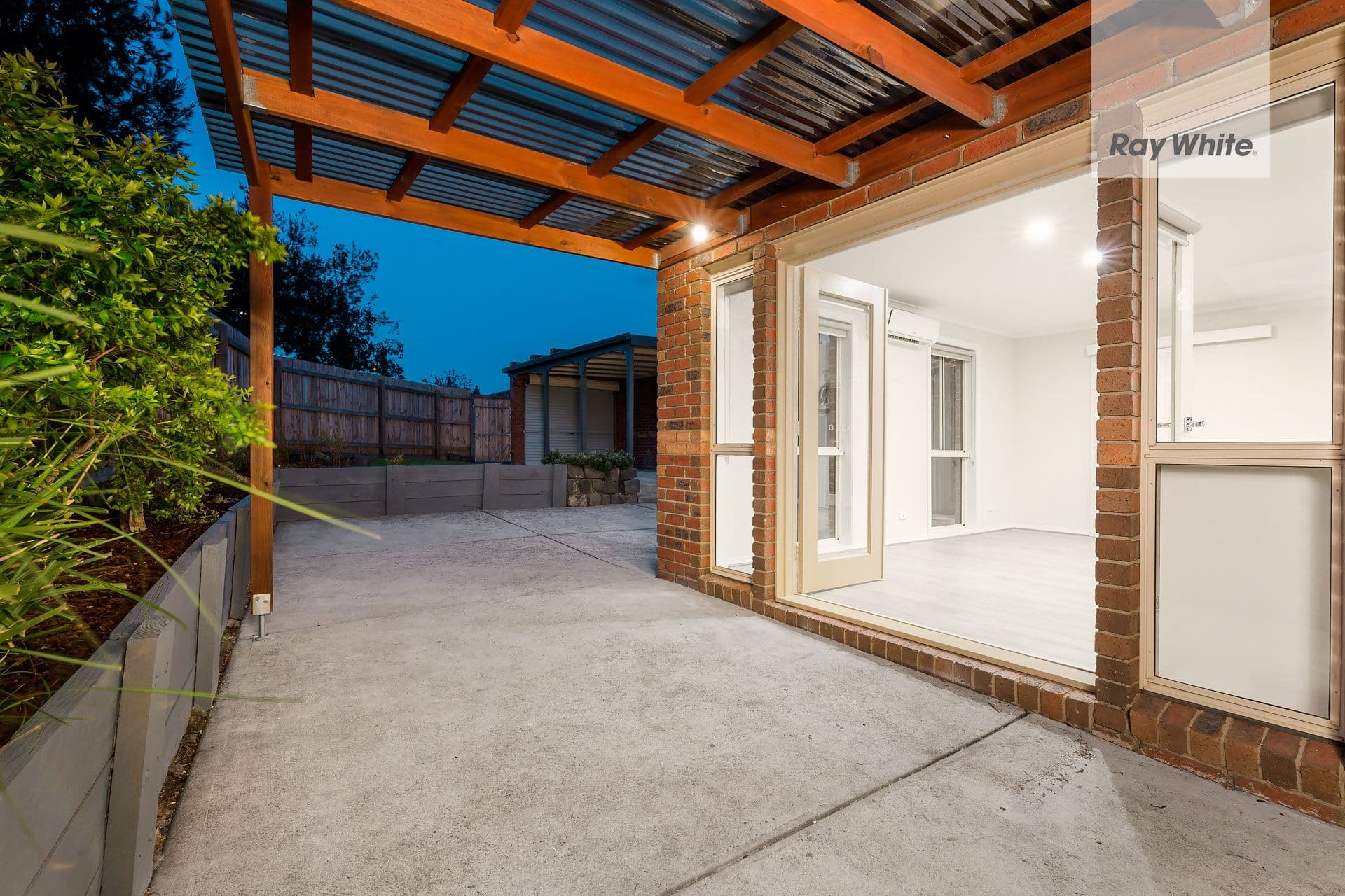 2 Viewbank Place, Mill Park VIC 3082, Mill Park - Thumbnail 7