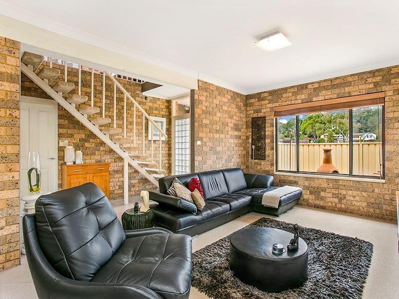 17 Dobell  Road, ENGADINE NSW 2233, Engadine - Thumbnail 3