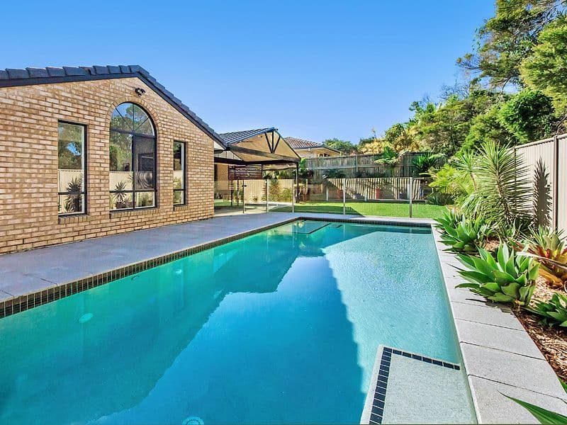 35 Barrs Avenue, Oxenford QLD 4210, Oxenford - Thumbnail 3