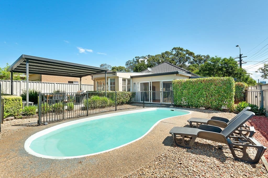 219 Majors Bay Road, Concord - Thumbnail 4