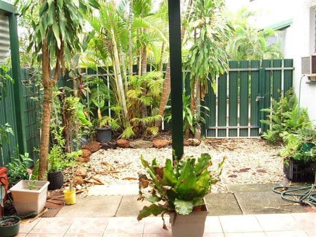 15 McBride Street, Redlynch, QLD, 4870, Redlynch - Thumbnail 7
