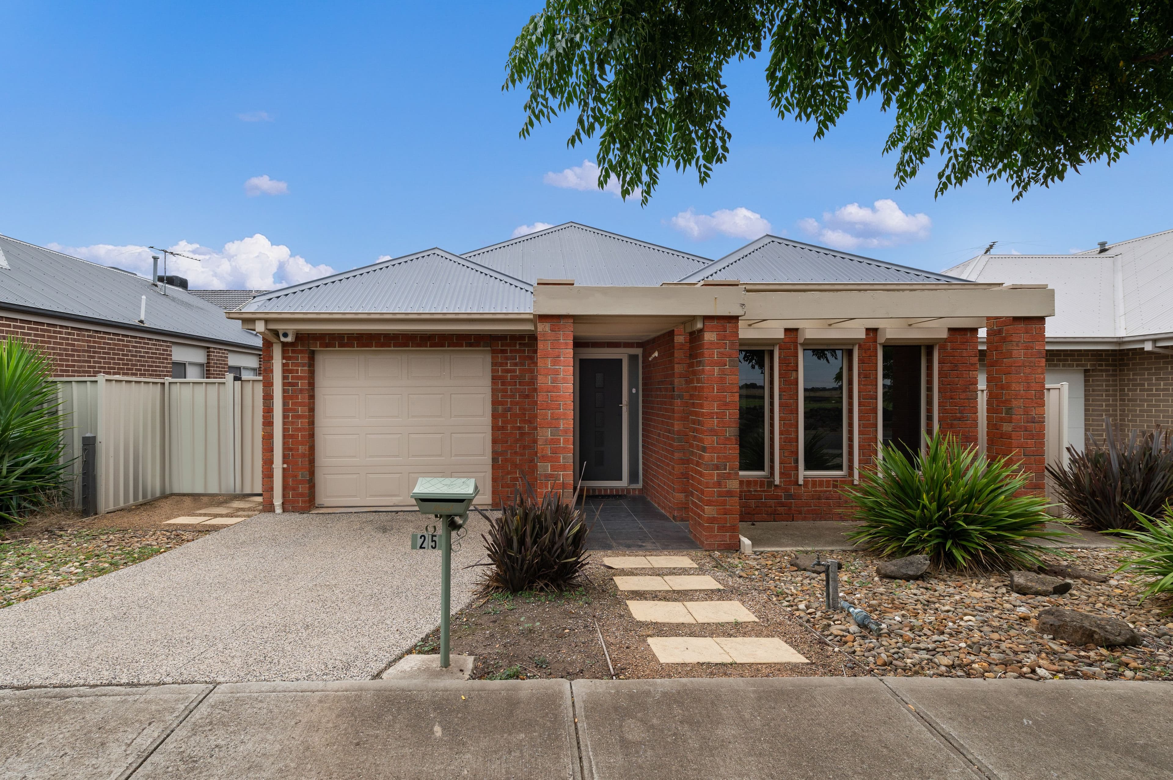 25 Daly Circuit, Caroline Springs VIC 3023, Caroline Springs - Image 1