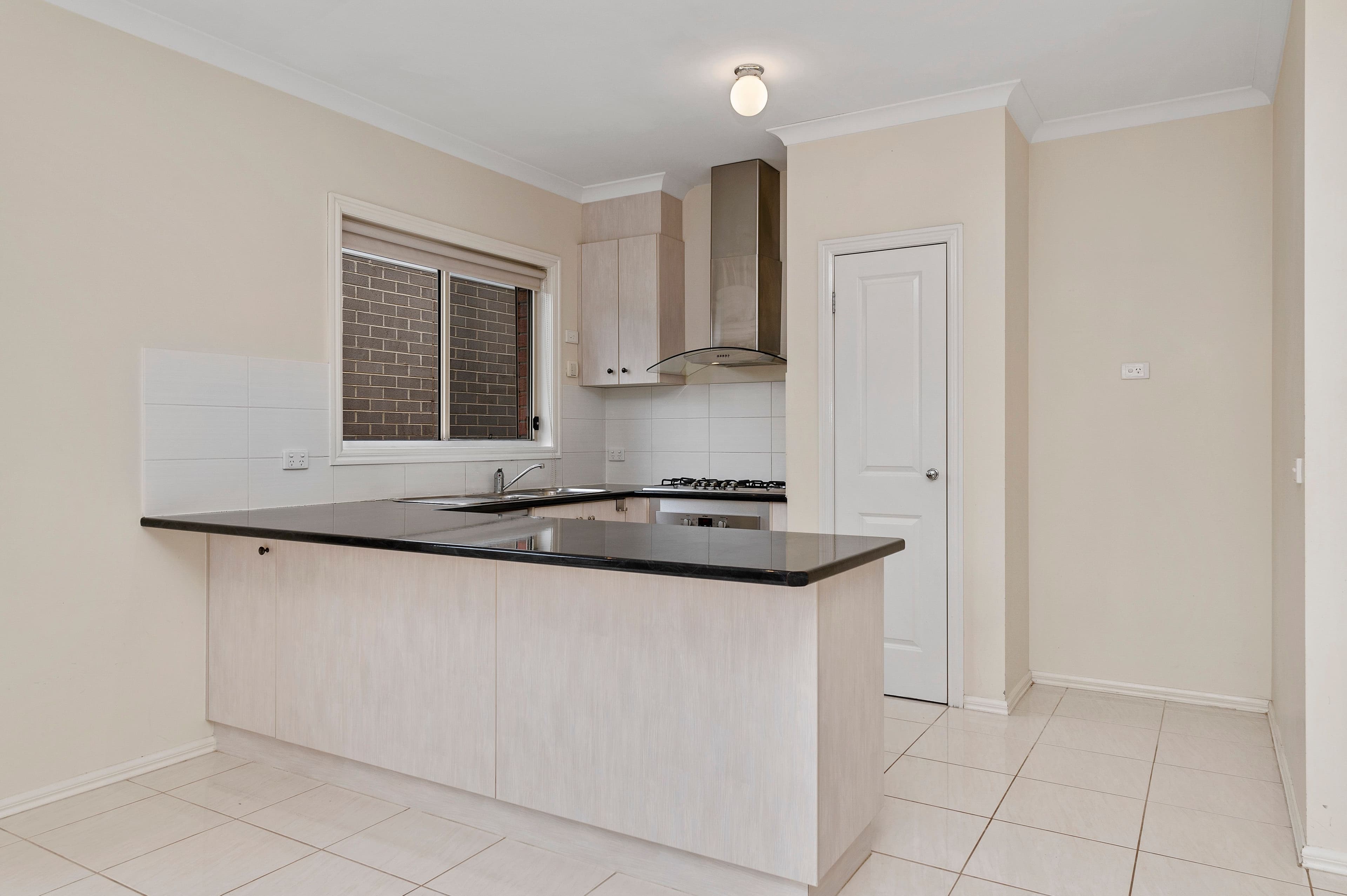 25 Daly Circuit, Caroline Springs VIC 3023, Caroline Springs - Thumbnail 2