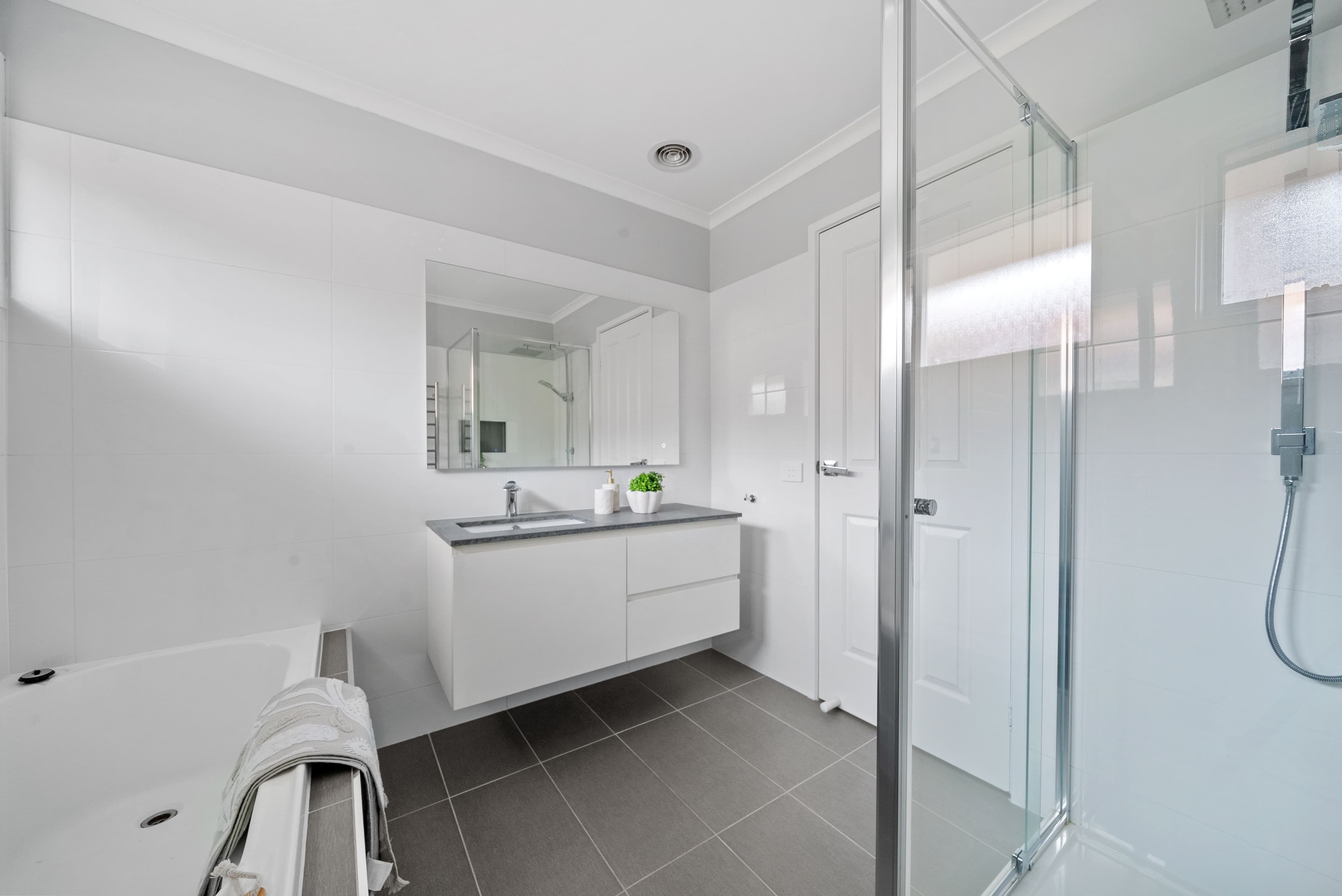 27 Epsom Avenue, Epping VIC 3076, Epping - Thumbnail 7