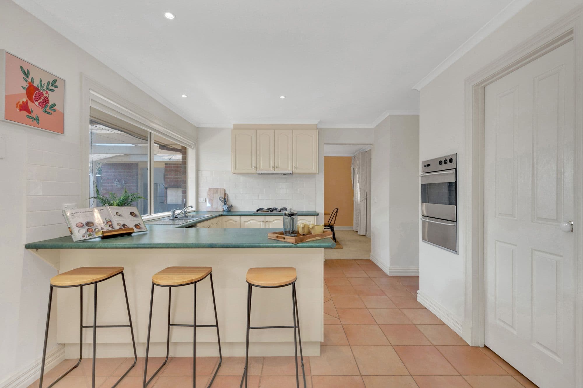5 Pickering Close, Hoppers Crossing VIC 3029, Hoppers Crossing - Thumbnail 4