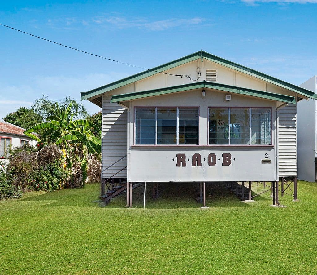 2 The Avenue, Hermit Park QLD 4812, Hermit Park - Image 1