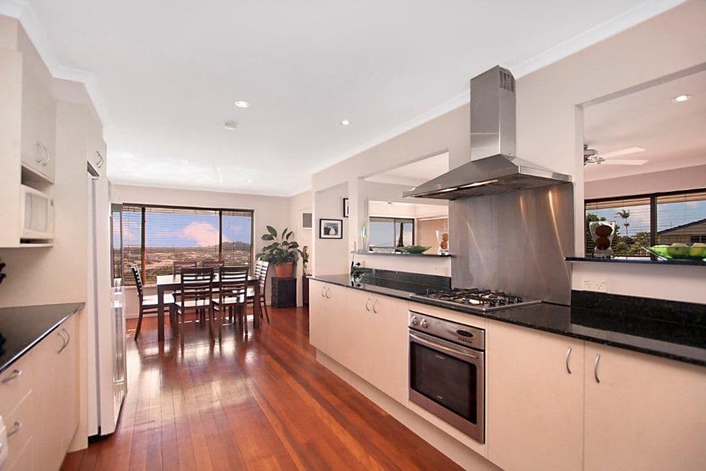 24 Laura Street, BANORA POINT NSW 2486, Banora Point - Thumbnail 2