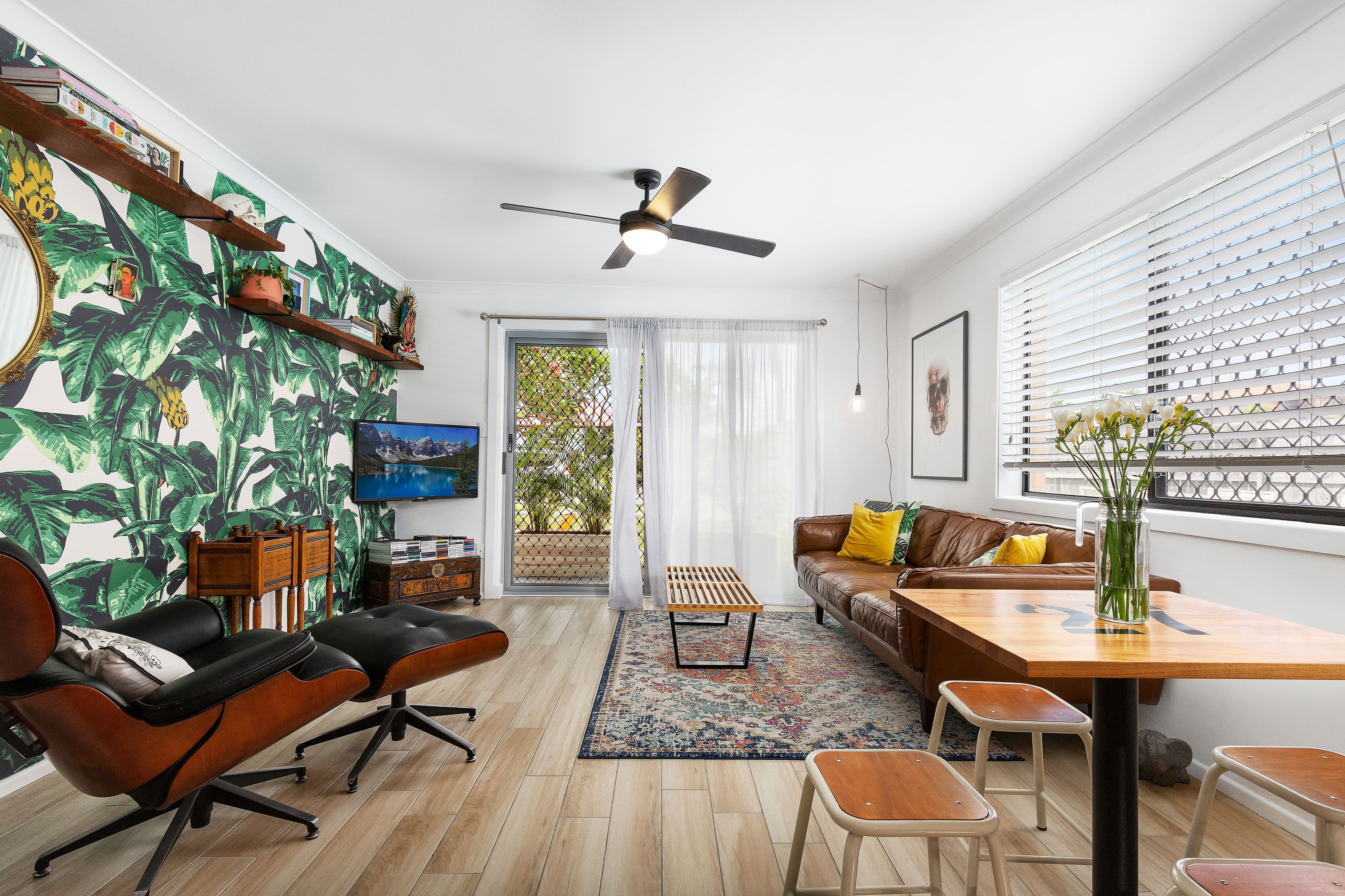 43 Arthur Street, Mermaid Beach QLD 4218, Mermaid Beach - Thumbnail 2