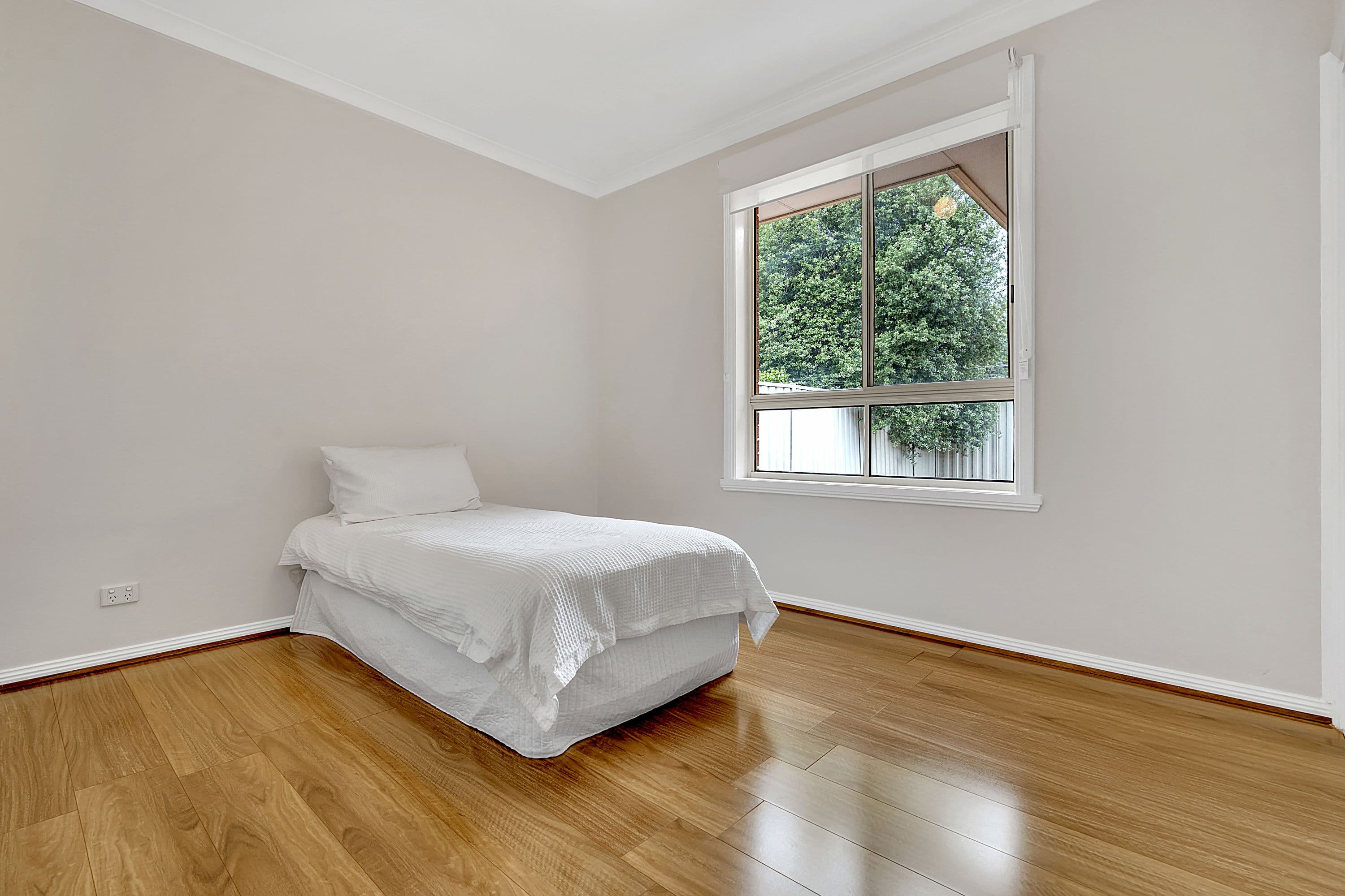 10 Woodlea Crescent, Craigieburn VIC 3064, Craigieburn - Thumbnail 5