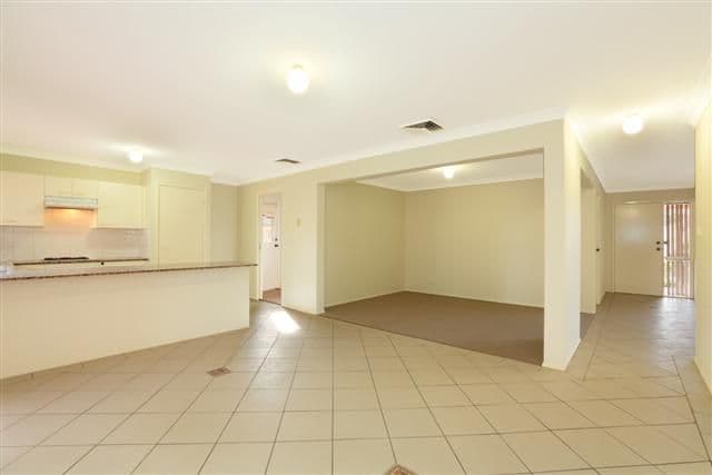 38 Kukundi Drive, GLENMORE PARK NSW 2745, Glenmore Park - Thumbnail 3