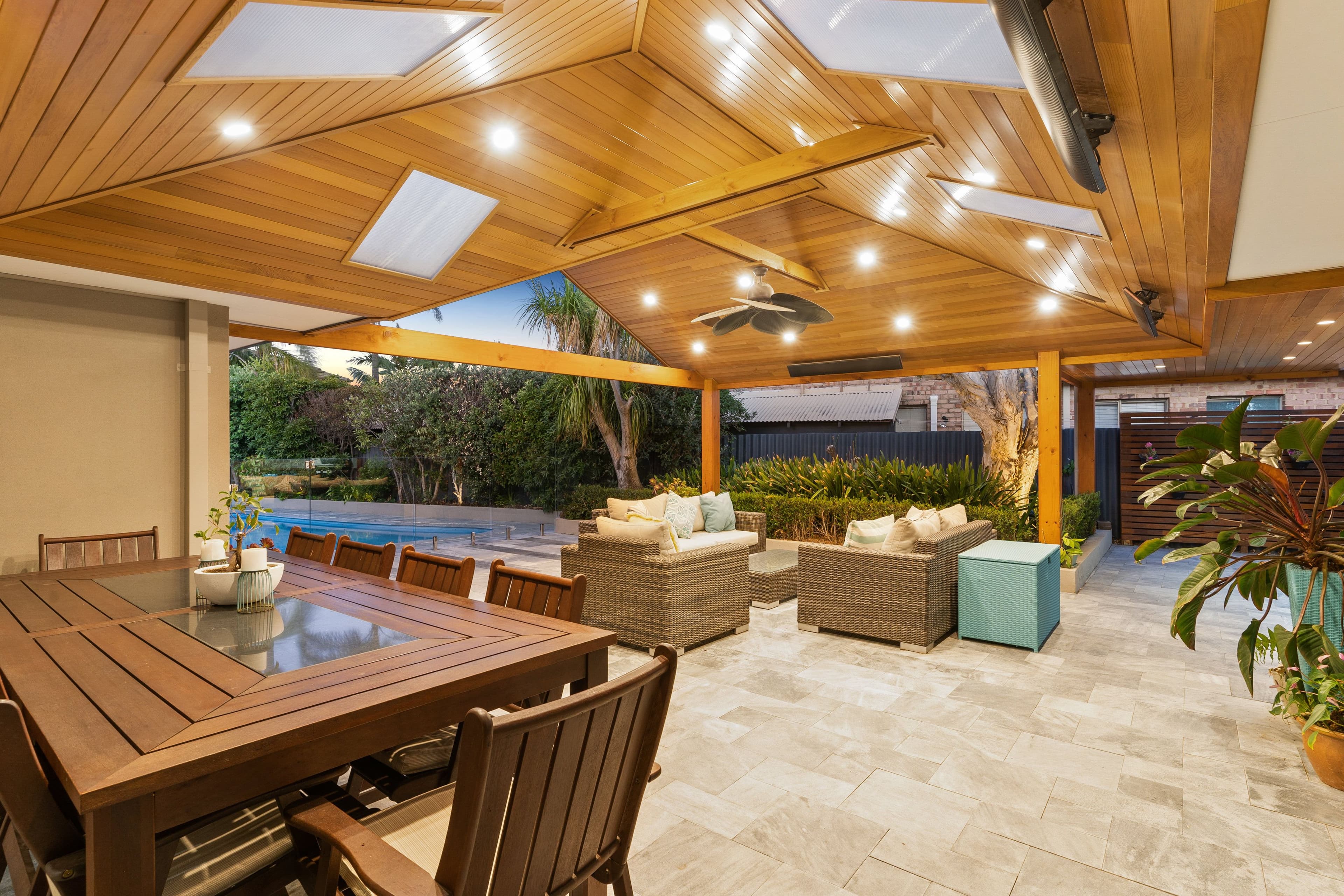 18 Kempenfeldt Avenue, Sorrento WA 6020, Sorrento - Thumbnail 2