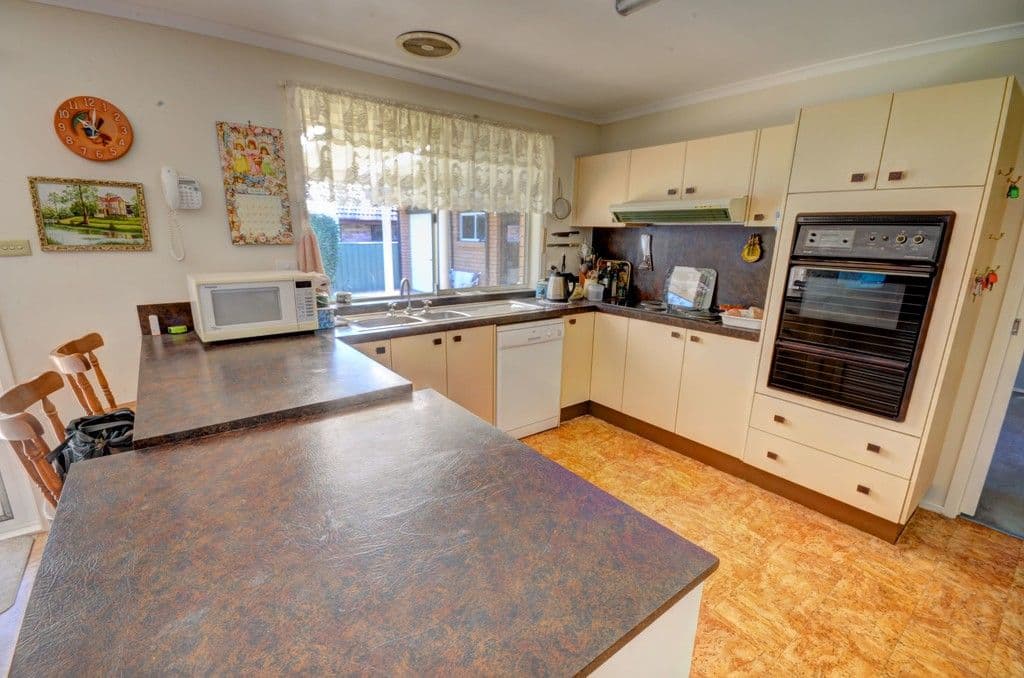 8 Swaine Drive, Wilton - Thumbnail 4