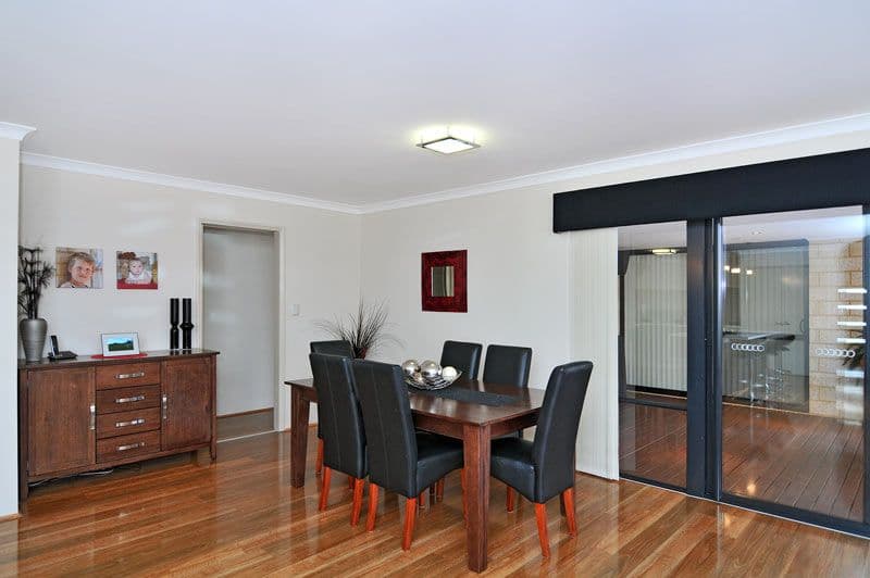 25 Tectona Way, HALLS HEAD WA 6210, Halls Head - Thumbnail 5