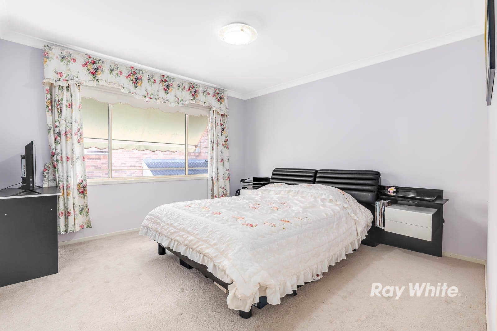 14 Somerset Way, Castle Hill - Thumbnail 5