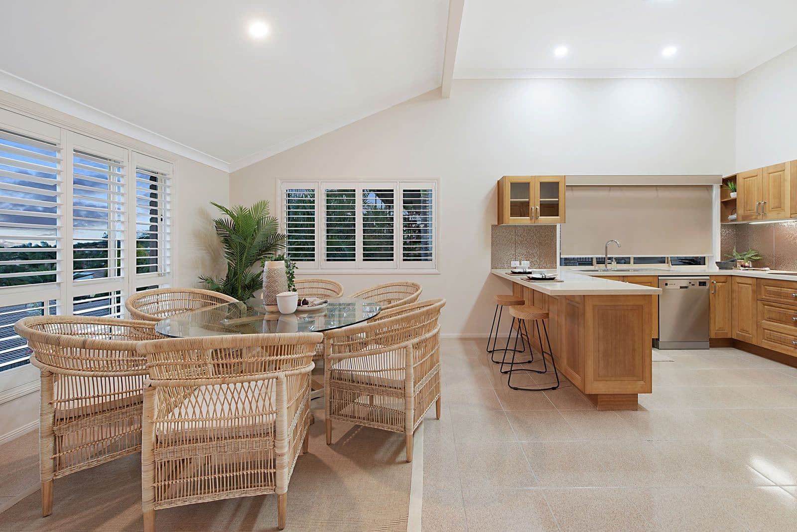 24 Wisteria Crescent, Mount Gravatt East QLD 4122, Mount Gravatt East - Thumbnail 4
