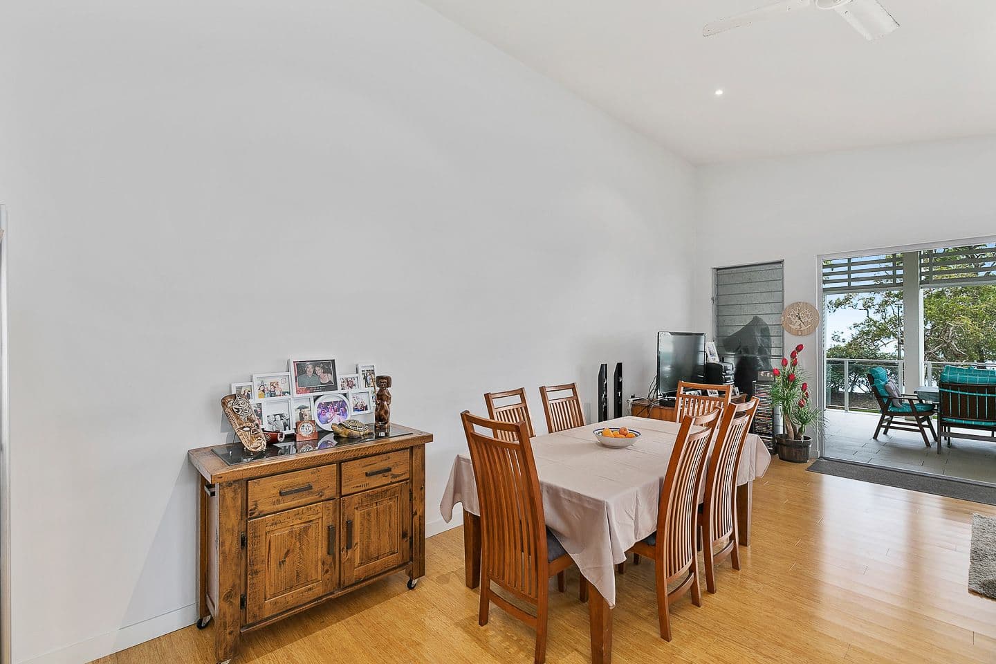 541 Charlton Esplanade, Urangan QLD 4655, Urangan - Thumbnail 3