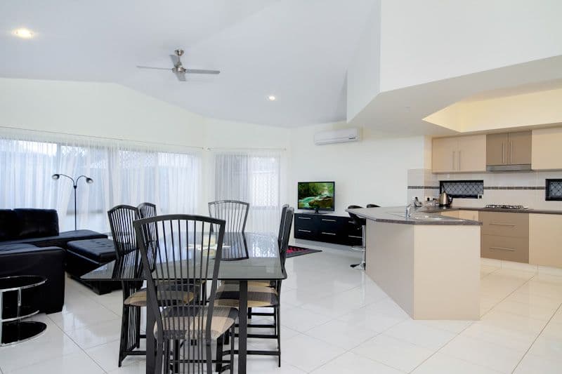 10 Charnley Avenue, BENTLEY PARK QLD 4869, Bentley Park - Thumbnail 6