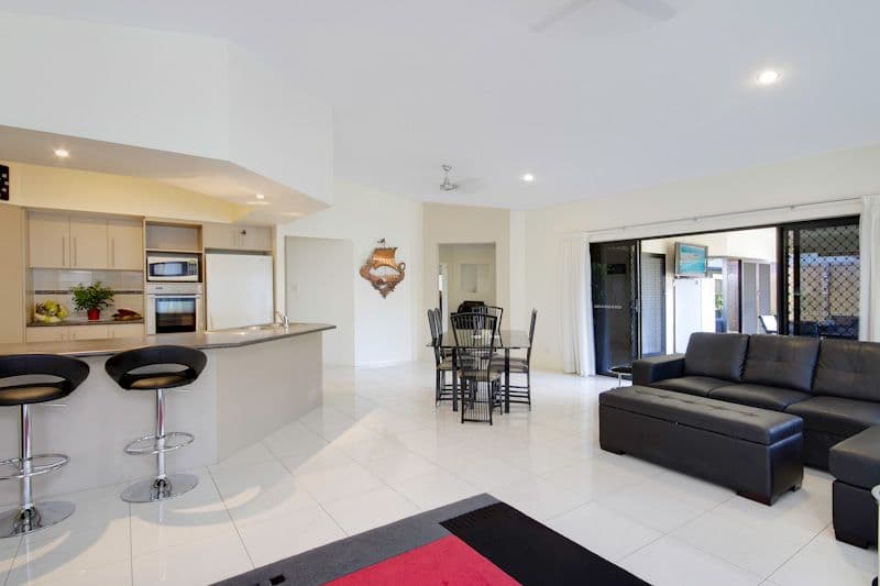 10 Charnley Avenue, BENTLEY PARK QLD 4869, Bentley Park - Thumbnail 8