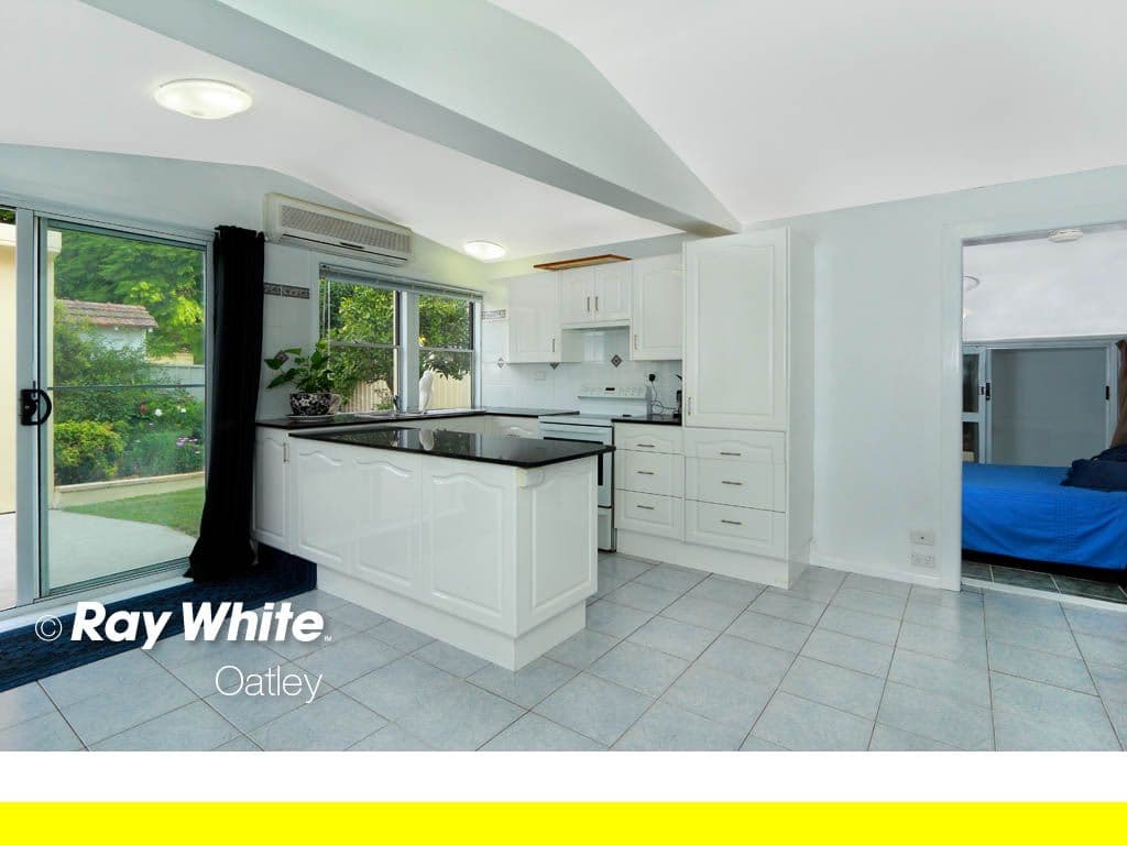 82 Gungah Bay Road, OATLEY NSW 2223, Oatley - Thumbnail 6