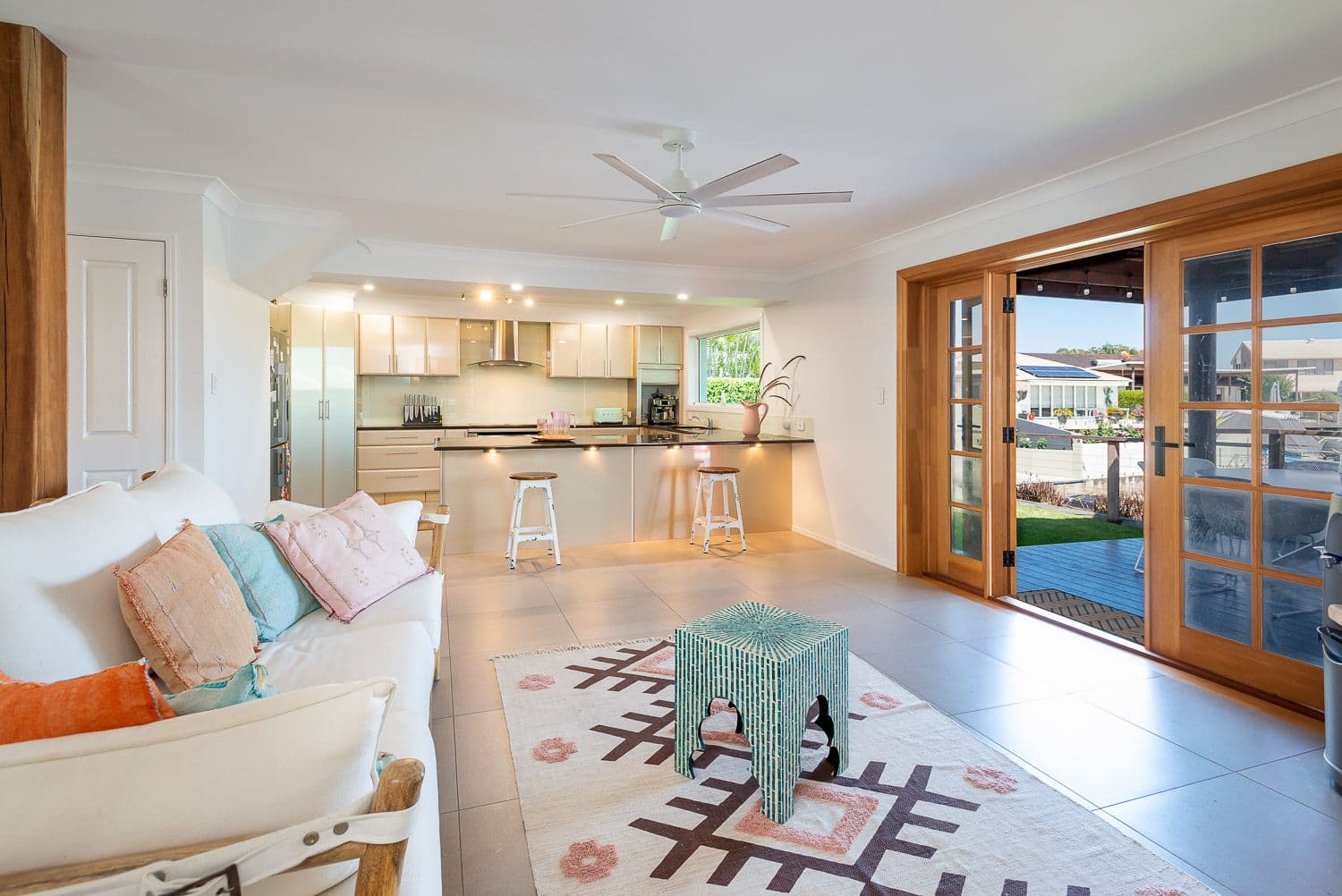 98 Oxley Drive, Paradise Point QLD 4216, Paradise Point - Thumbnail 7