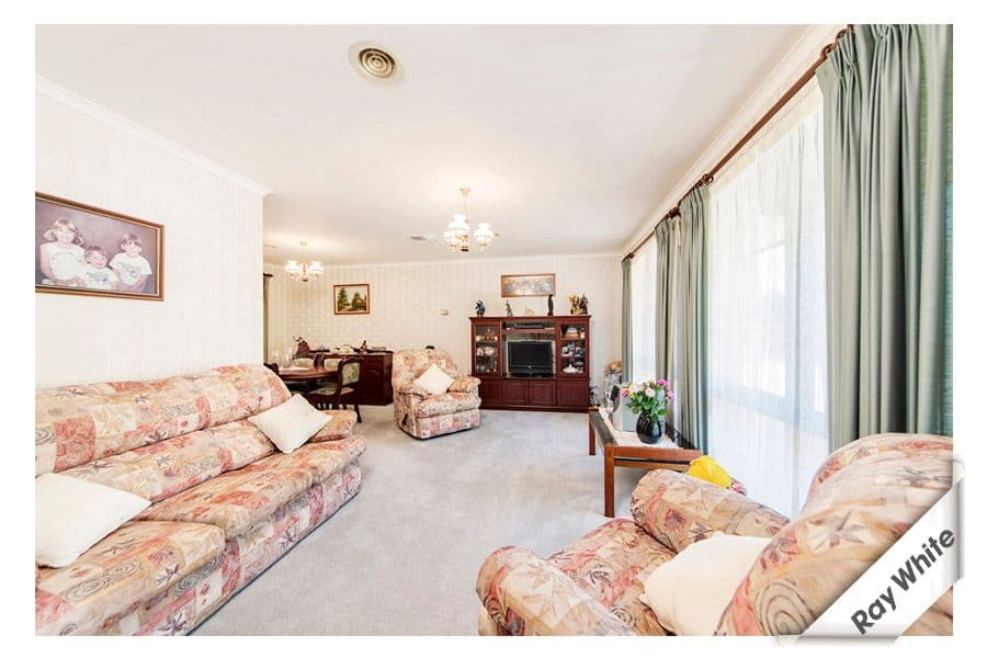 20 Rosman Circuit, GILMORE ACT 2905, Gilmore - Thumbnail 2