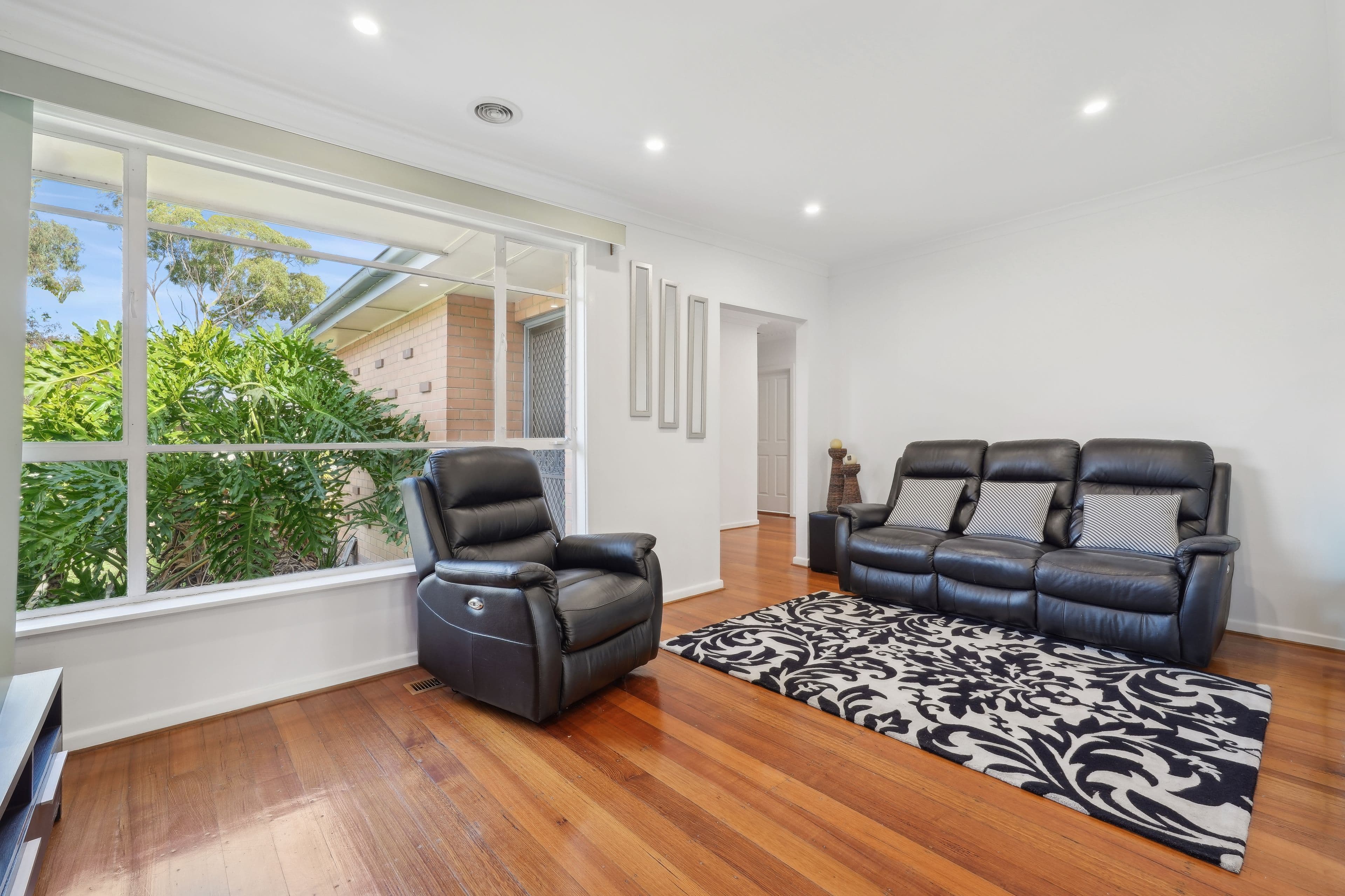 30 Duncan Road, Lalor VIC 3075, Lalor - Thumbnail 2