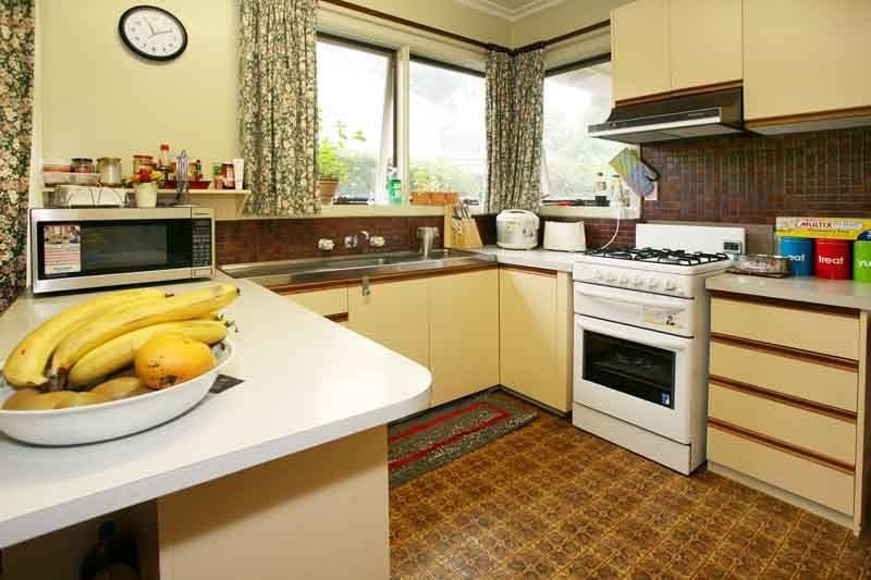 19 Kennedy Street, GLEN WAVERLEY VIC 3150, Glen Waverley - Thumbnail 2