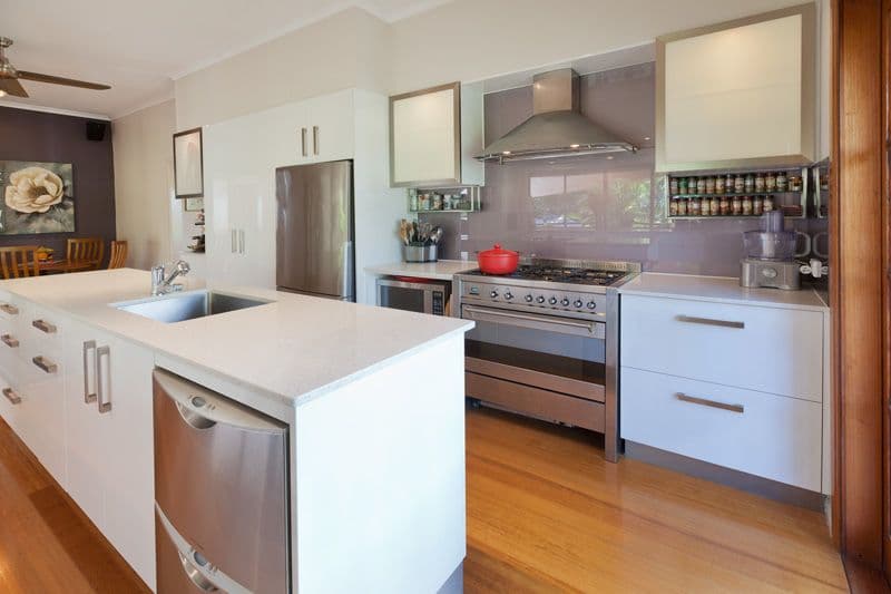 9a Burns Street, INDOOROOPILLY QLD 4068, Indooroopilly - Thumbnail 4