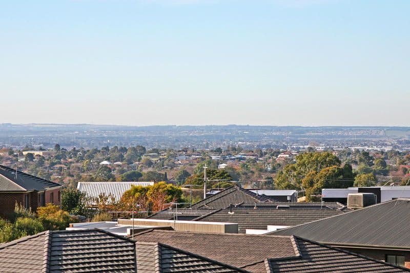 2 Madeline Drive, WANDANA HEIGHTS VIC 3216, Wandana Heights - Thumbnail 4