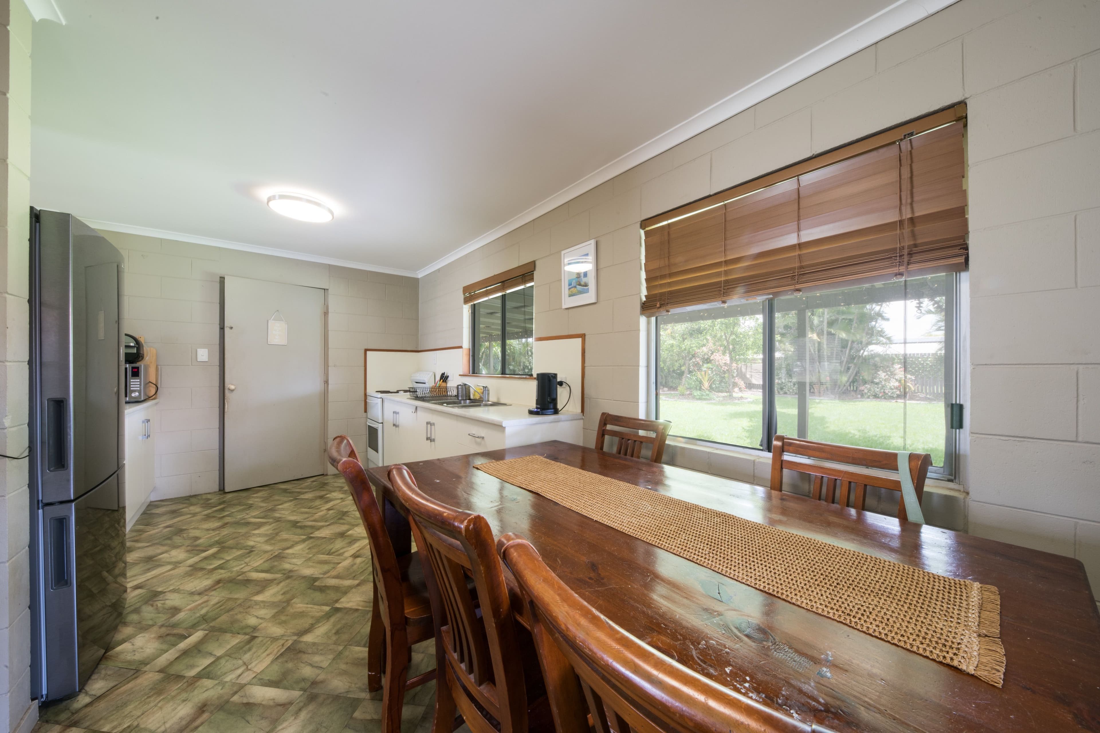 9 Eddie Street, Proserpine QLD 4800, Proserpine - Thumbnail 3