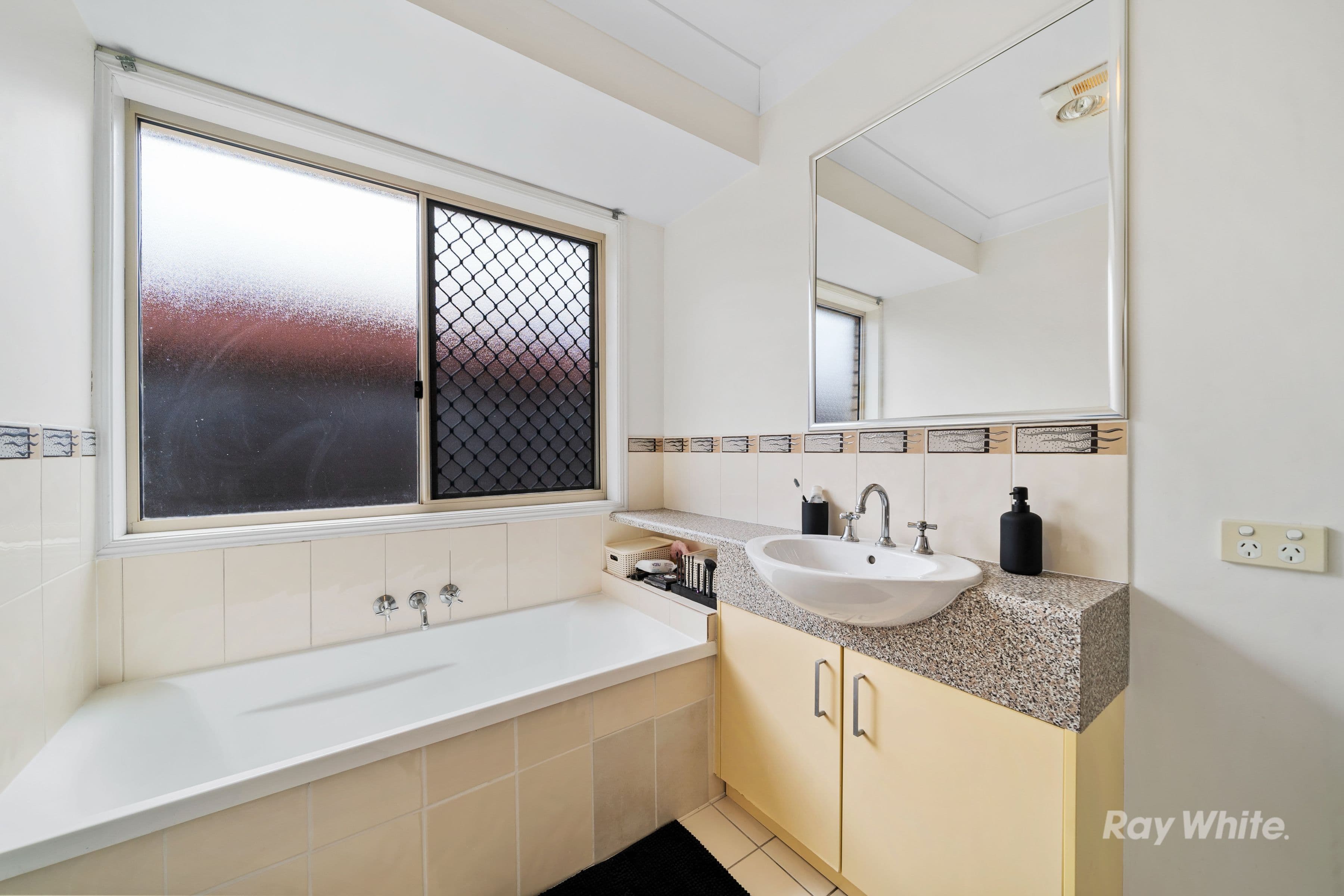 12 Sands Court, Collingwood Park QLD 4301, Collingwood Park - Thumbnail 6