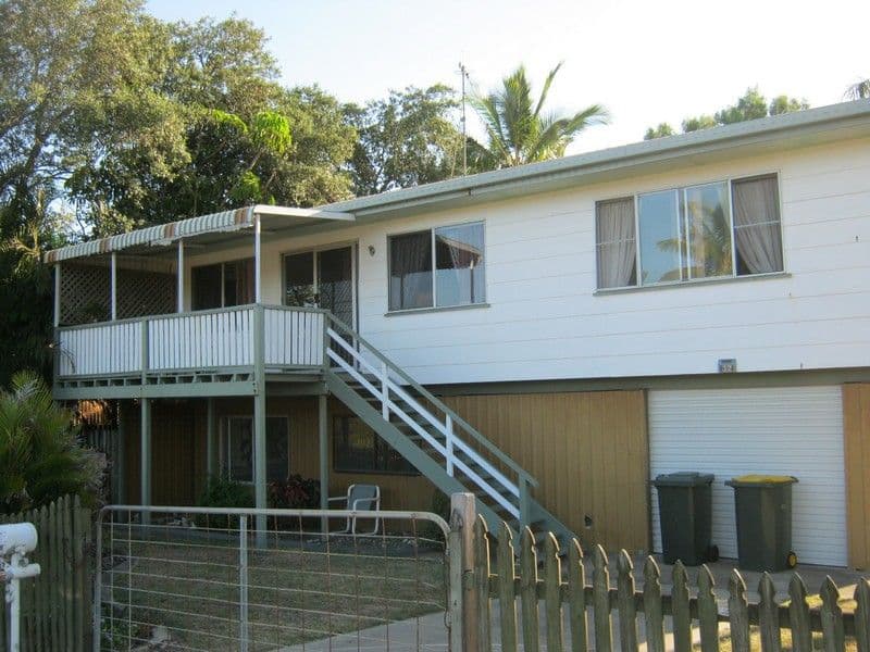 32 Esplanade, Innes Park QLD 4670, Innes Park - Thumbnail 2